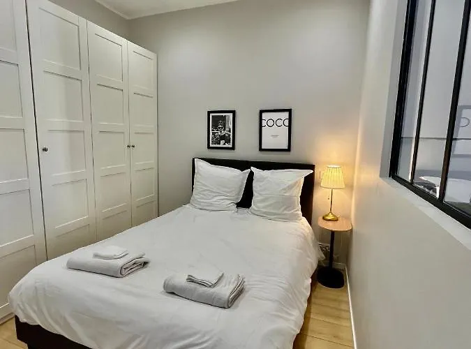 Nouveau Loft: Vieille-ville, Musee Picasso, Marche Apartment Antibes