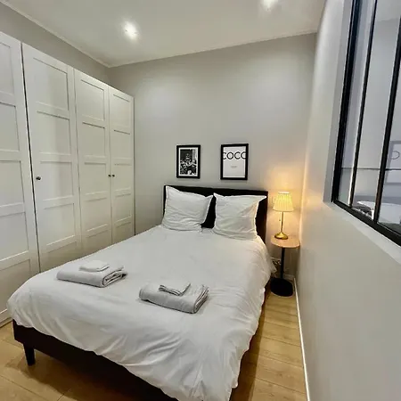 Nouveau Loft: Vieille-ville, Musee Picasso, Marche Apartment Antibes